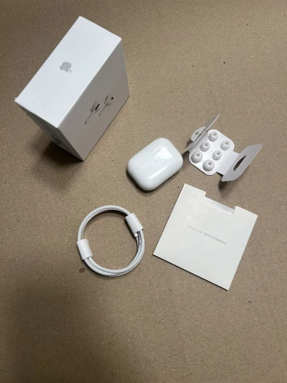 Apple AirPods 2nd Generation – Original, Clean Sound, Fast Pairing